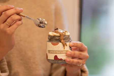 Crema de Nuez de la India con Canela - chía pudding, reutiliza tus frascos el desayuno ideal para tener energia sostenida todo el día cacaomio.com